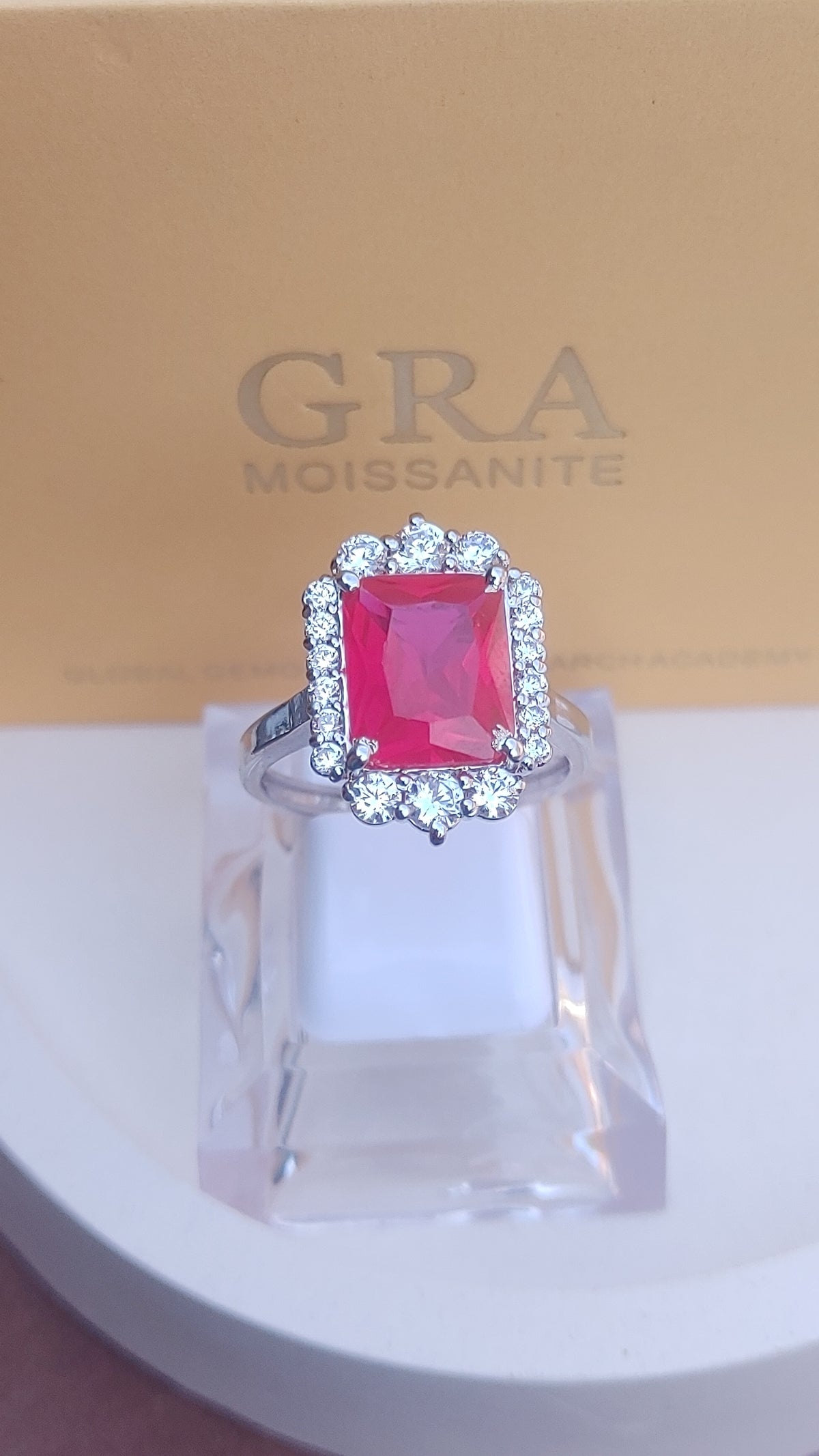 925 SILVER STERLING RING WITH MOISSANITE DIAMOND