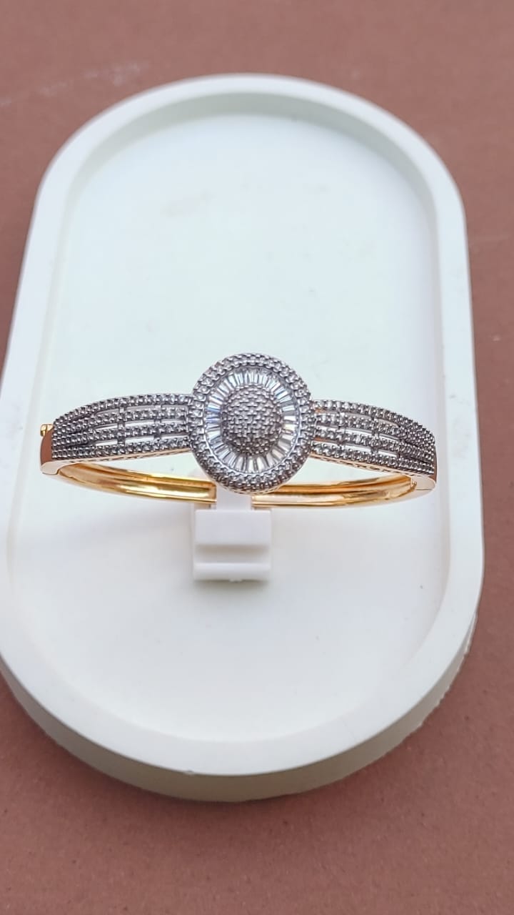 22K GOLD PLATED| REAL ZIRCONS| ADJUSTABLE | 1 YEAR WARRANTY |BRACELET