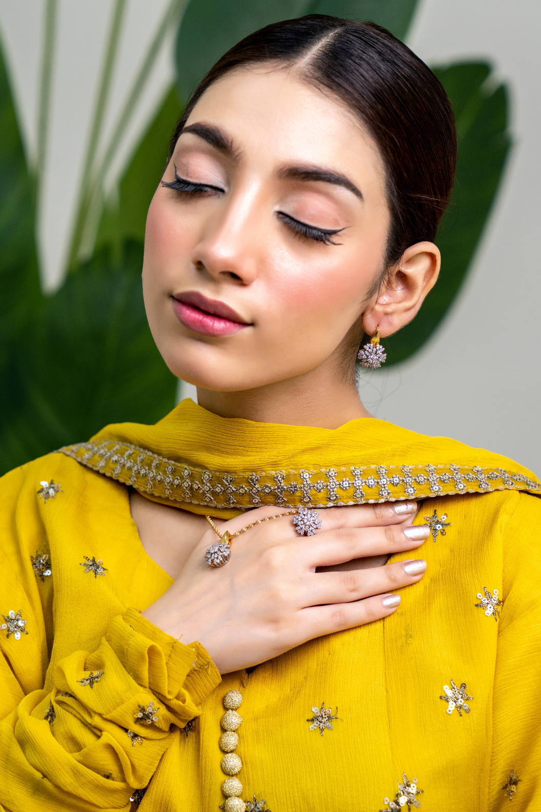 💎Diamond Cut Zircon Locket Set | 22K Gold Polish (3Yrs. Warranty) | MK-300