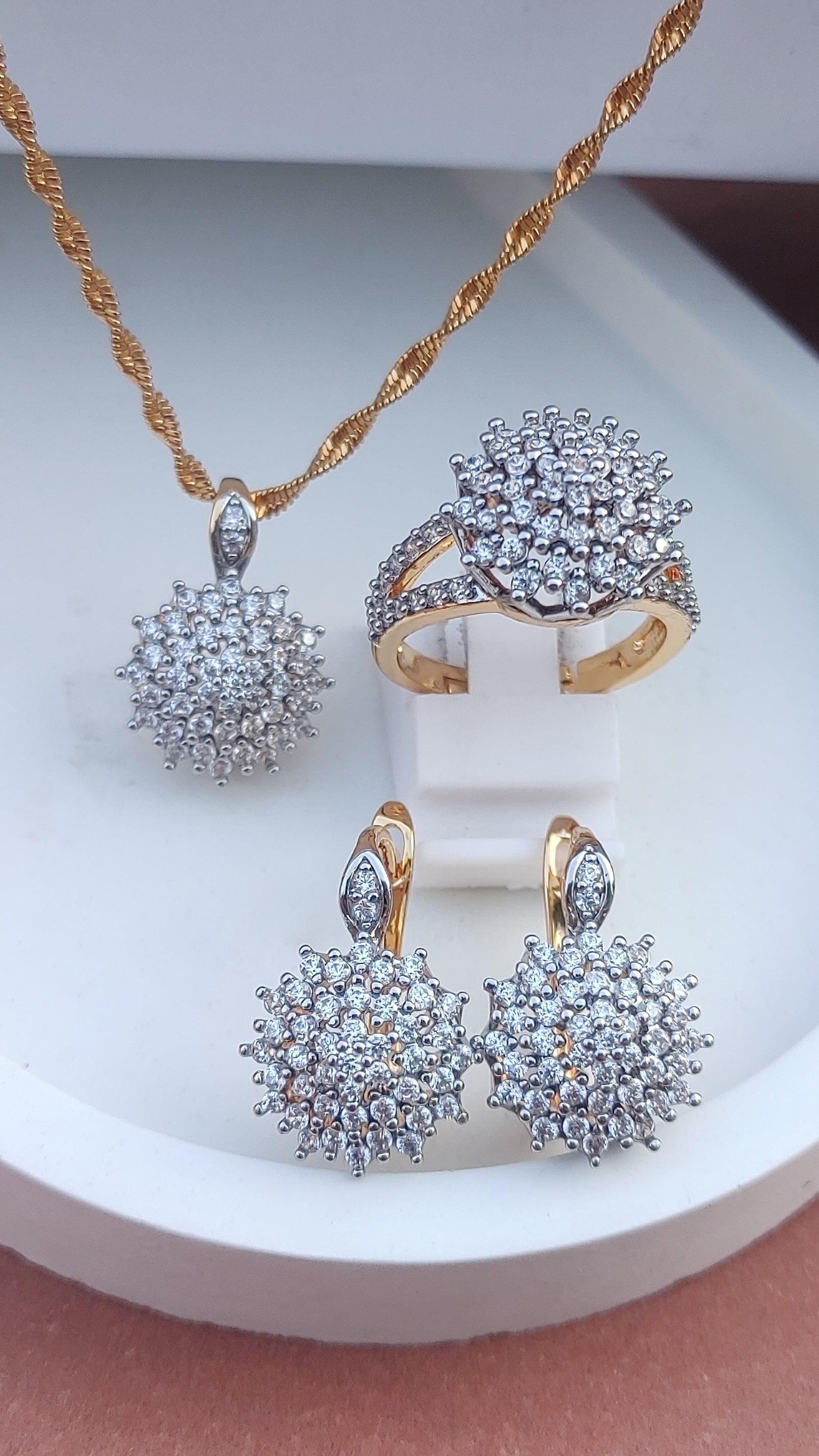 💎Diamond Cut Zircon Locket Set | 22K Gold Polish (3Yrs. Warranty) | MK-305