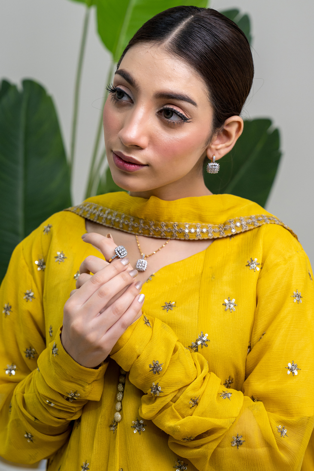 💎Diamond Cut Zircon Locket Set | 22K Gold Polish (3Yrs. Warranty) | MK-385