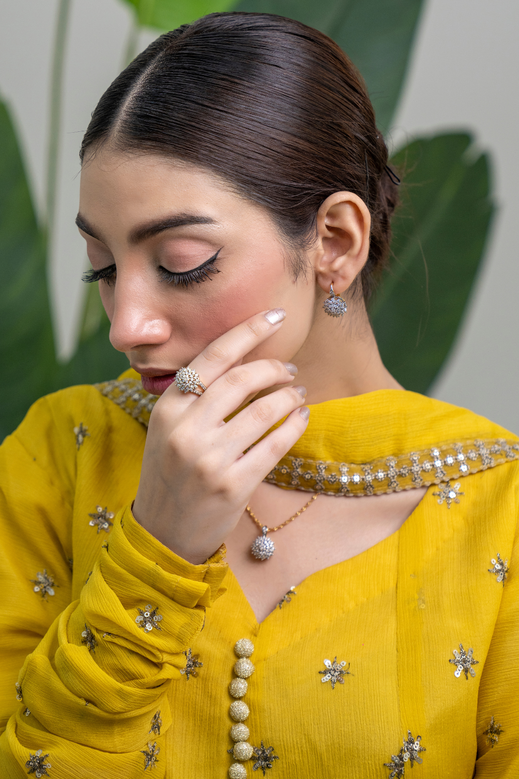 💎Diamond Cut Zircon Locket Set | 22K Gold Polish (3Yrs. Warranty) | MK-305