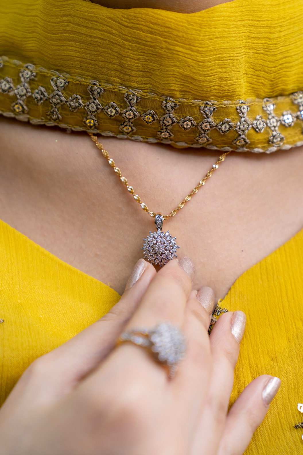 💎Diamond Cut Zircon Locket Set | 22K Gold Polish (3Yrs. Warranty) | MK-305