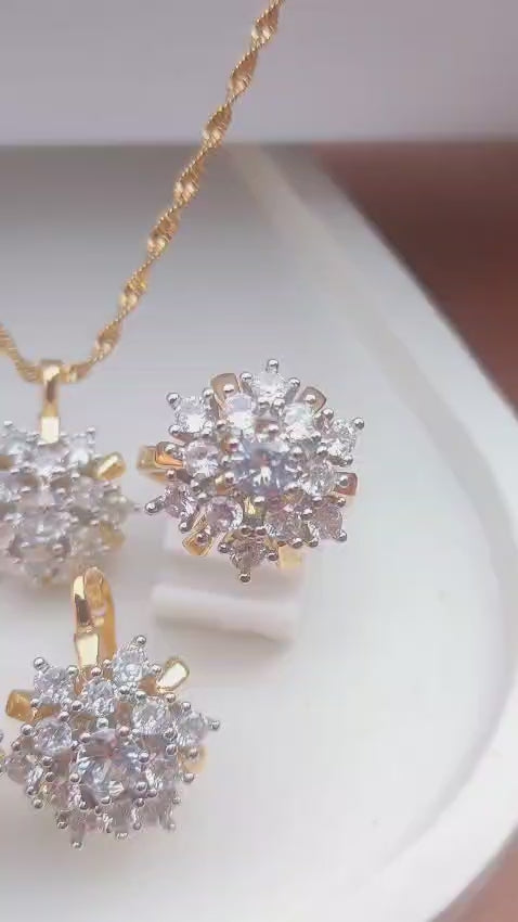 💎Diamond Cut Zircon Locket Set | 22K Gold Plated (1 year Warranty) |
