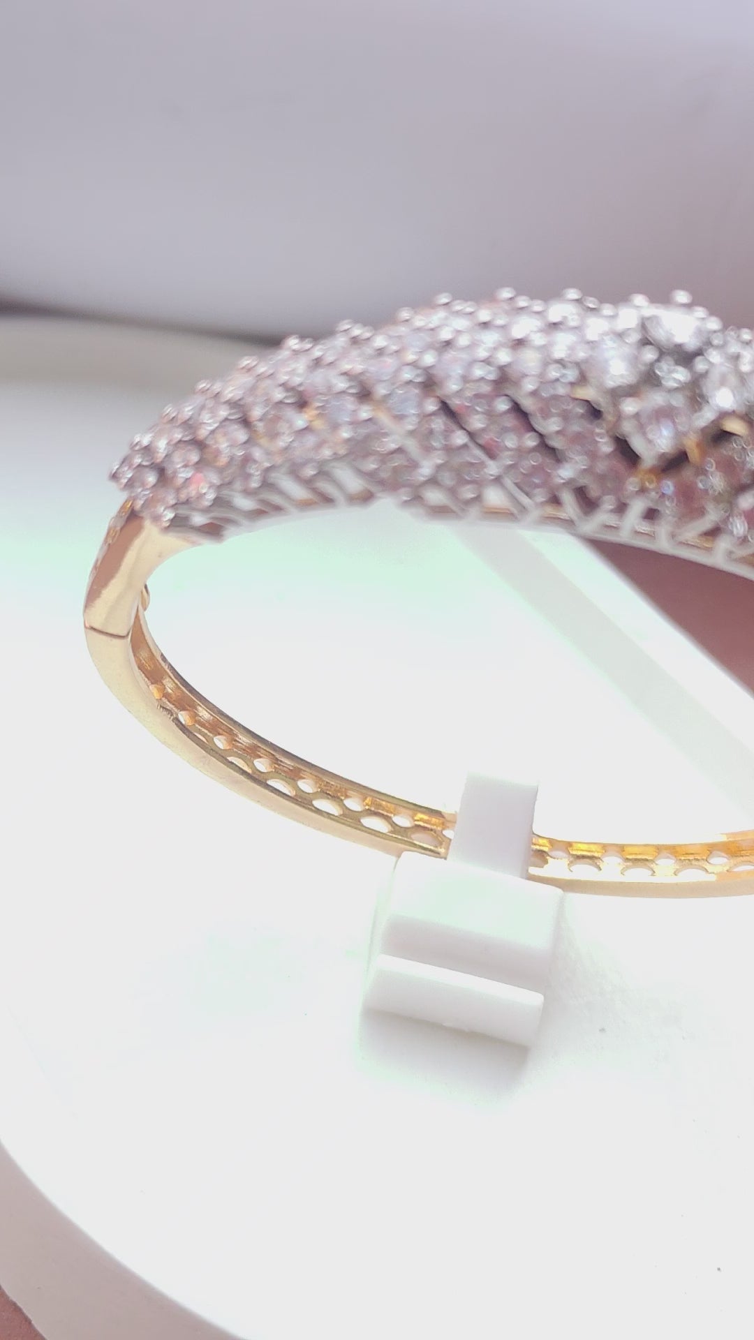 22K GOLD PLATED| REAL ZIRCONS| ADJUSTABLE | 1 YEAR WARRANTY |BRACELET