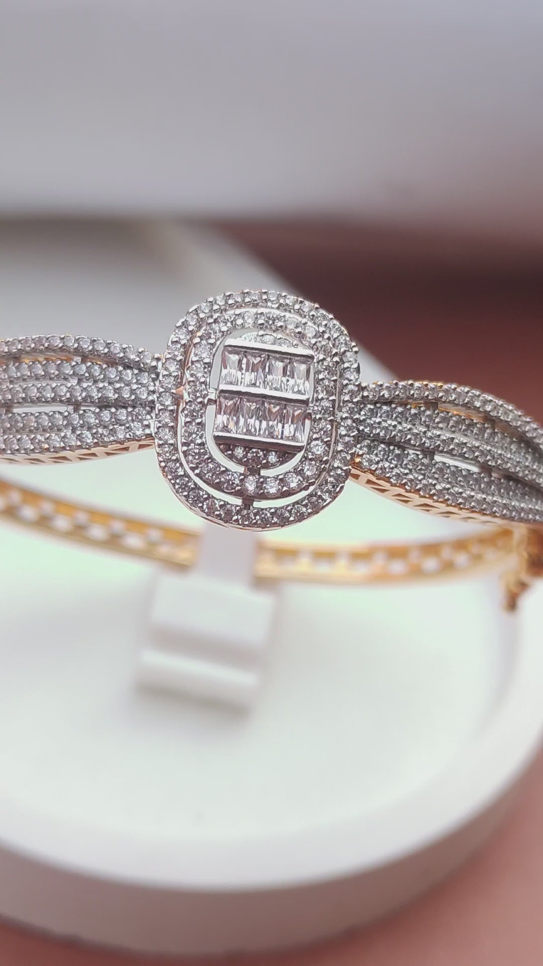 22K GOLD PLATED| REAL ZIRCONS| ADJUSTABLE | 1 YEAR WARRANTY |BRACELET