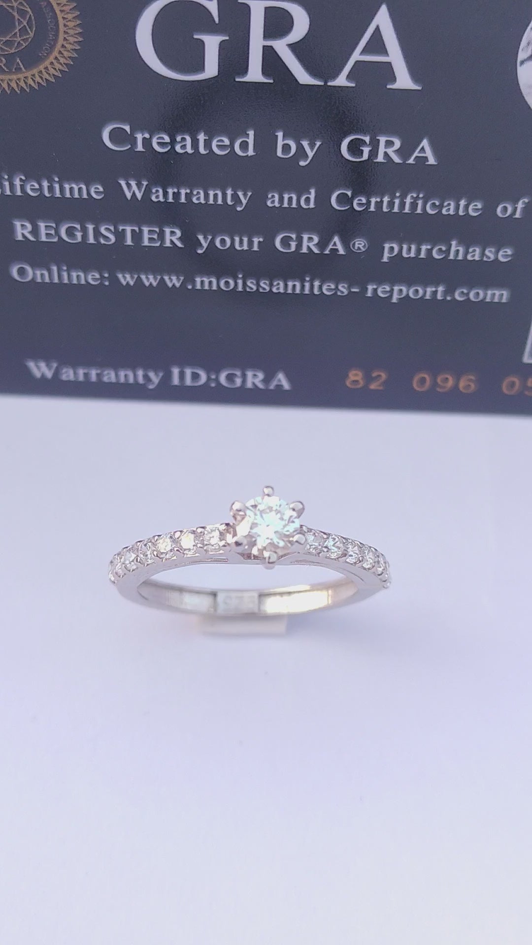 925 SILVER STERLING RING WITH MOISSANITE DIAMOND PAWNABLE AND LEGIT S09
