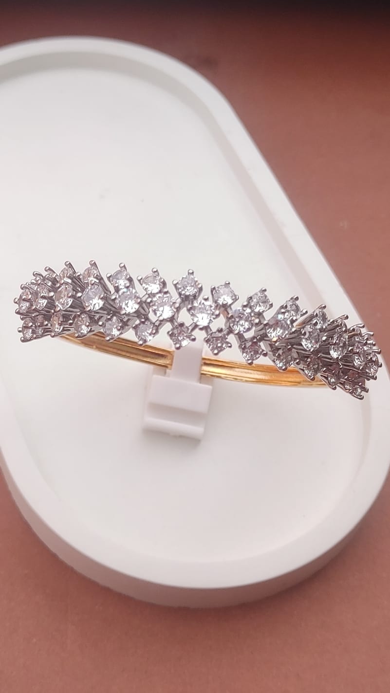 22K GOLD PLATED| REAL ZIRCONS| ADJUSTABLE | 1 YEAR WARRANTY |BRACELET