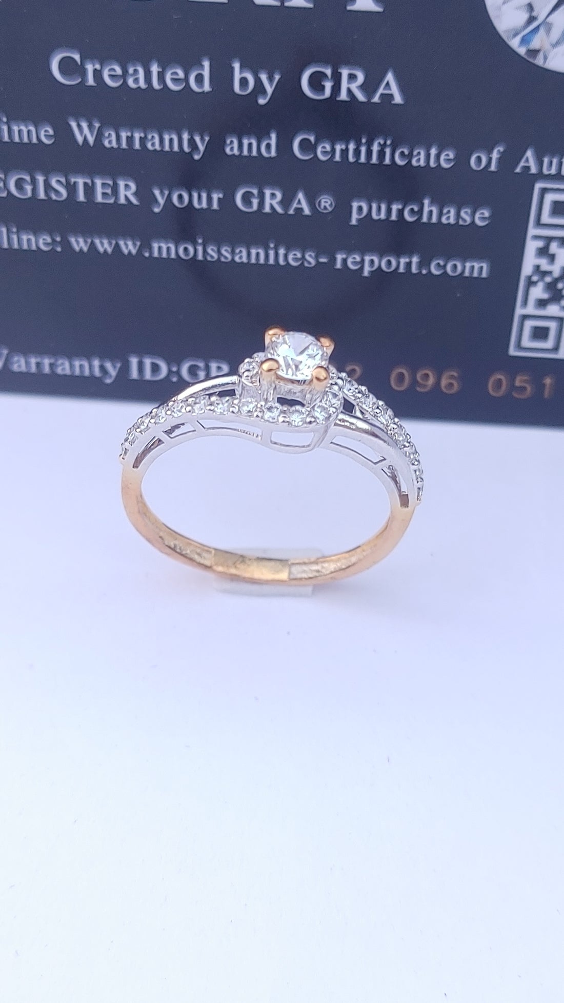 925 SILVER STERLING RING WITH MOISSANITE DIAMOND PAWNABLE AND LEGIT S11