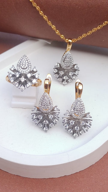 💎Diamond Cut Zircon Locket Set | 22K Gold Plated (1 year Warranty) |