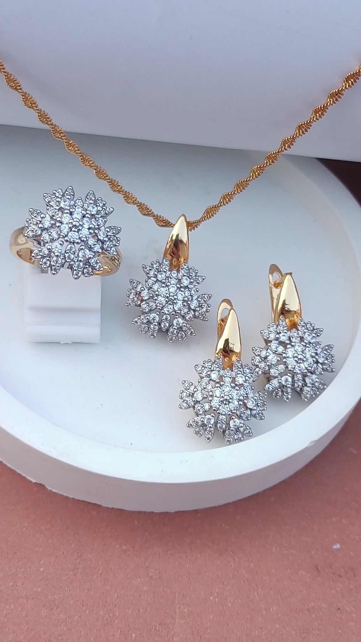 💎Diamond Cut Zircon Locket Set | 22K Gold Polish (3Yrs. Warranty) | MK-300