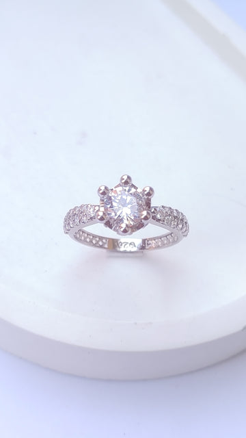 925 SILVER STERLING RING WITH MOISSANITE DIAMOND  S16