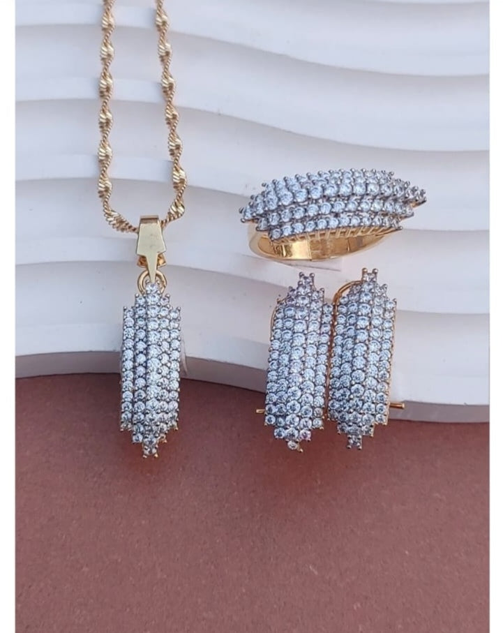 💎Diamond Cut Zircon Locket Set | 22K Gold Plated (1 year Warranty) |