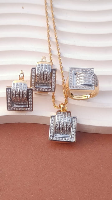 💎Diamond Cut Zircon Locket Set | 22K Gold Plated (1 year Warranty) |